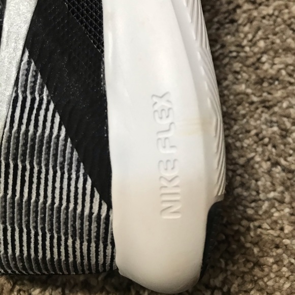 Nike Flex Trainer 8 cross trainer sneakers size 5 - Picture 3 of 5